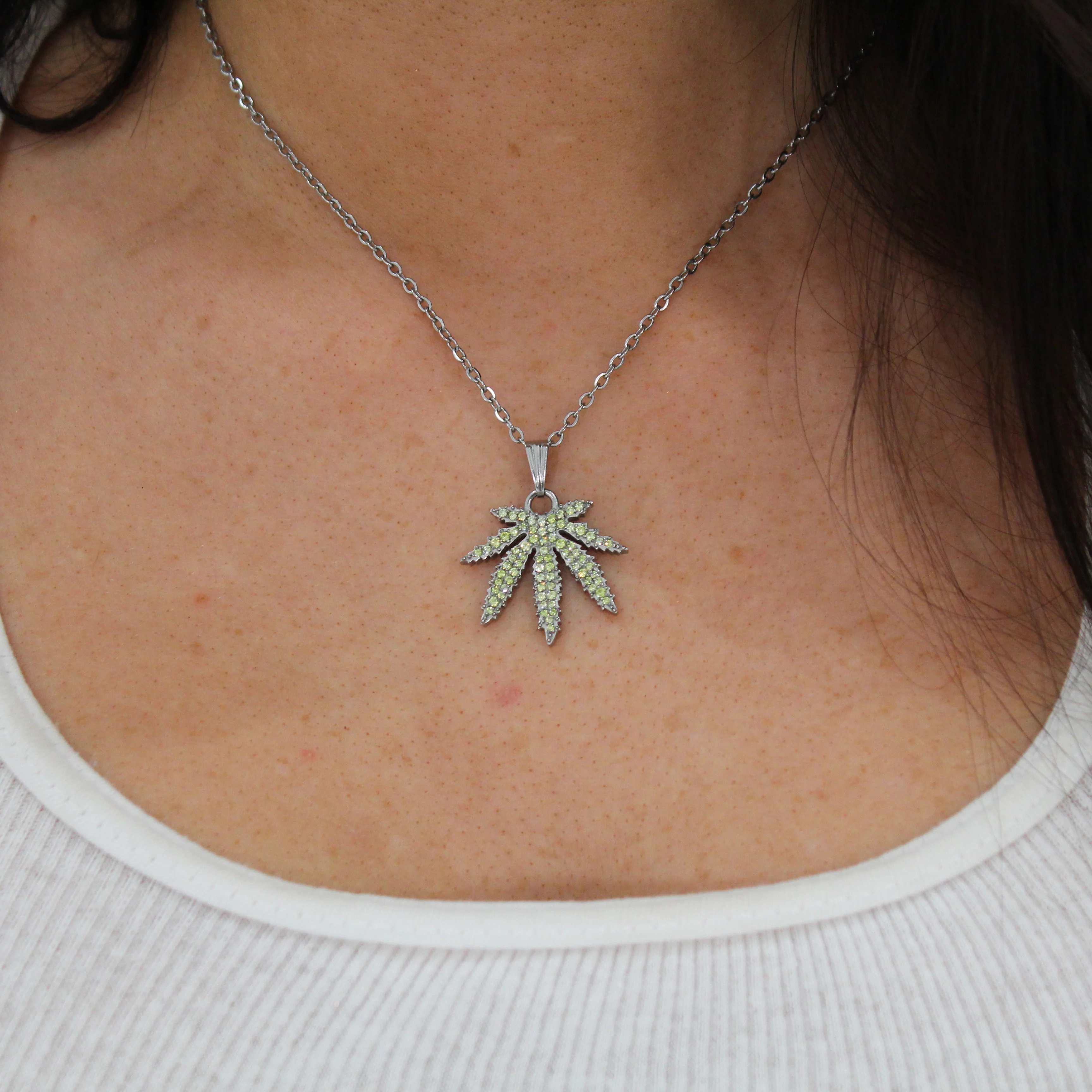 Stoner Girl Necklace - Image 4